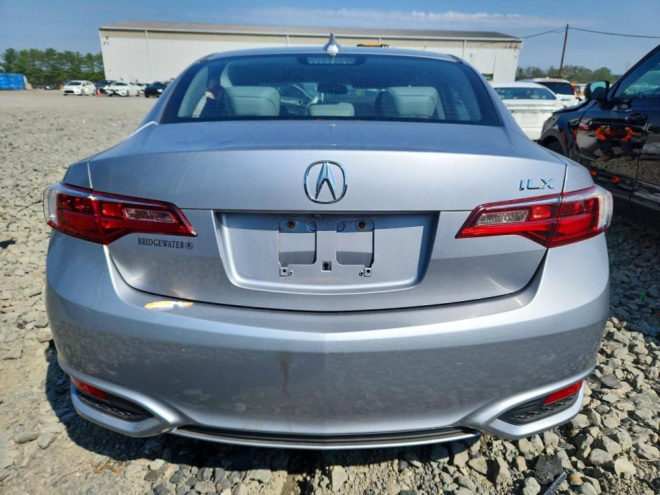 Acura ILX 2018 з аукціону Copart