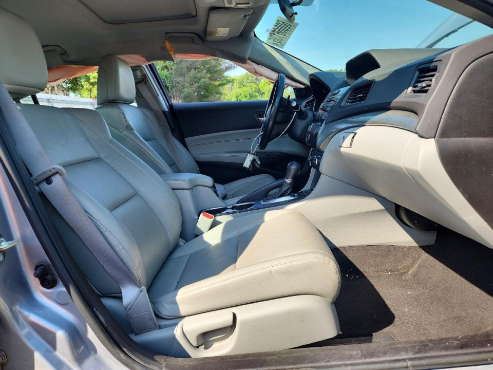 Acura ILX 2018 з аукціону Copart