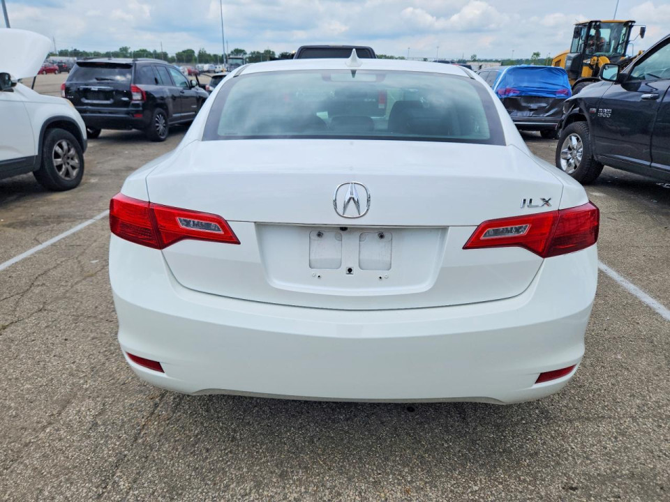 Acura ILX 2013 з аукціону Copart