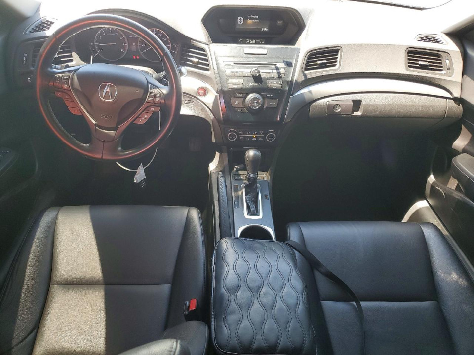 Acura ILX 2018 з аукціону Copart
