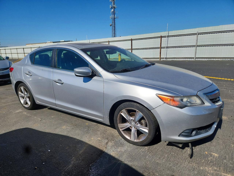 Acura ILX 2013 з аукціону Copart