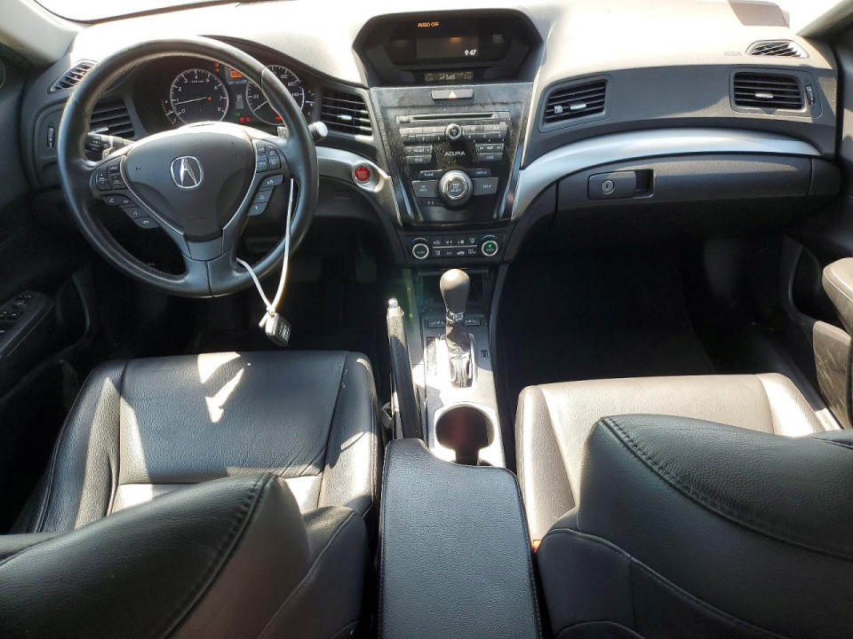 Acura ILX 2016 з аукціону Copart