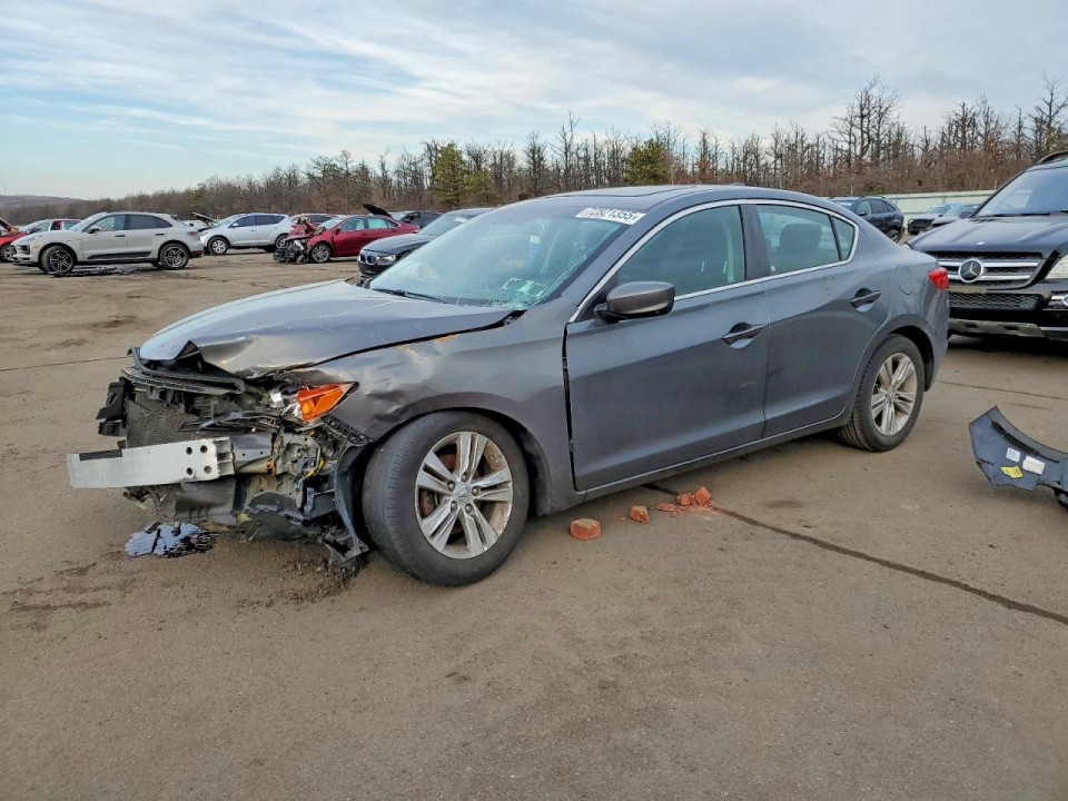 Acura ILX 2013 з аукціону Copart