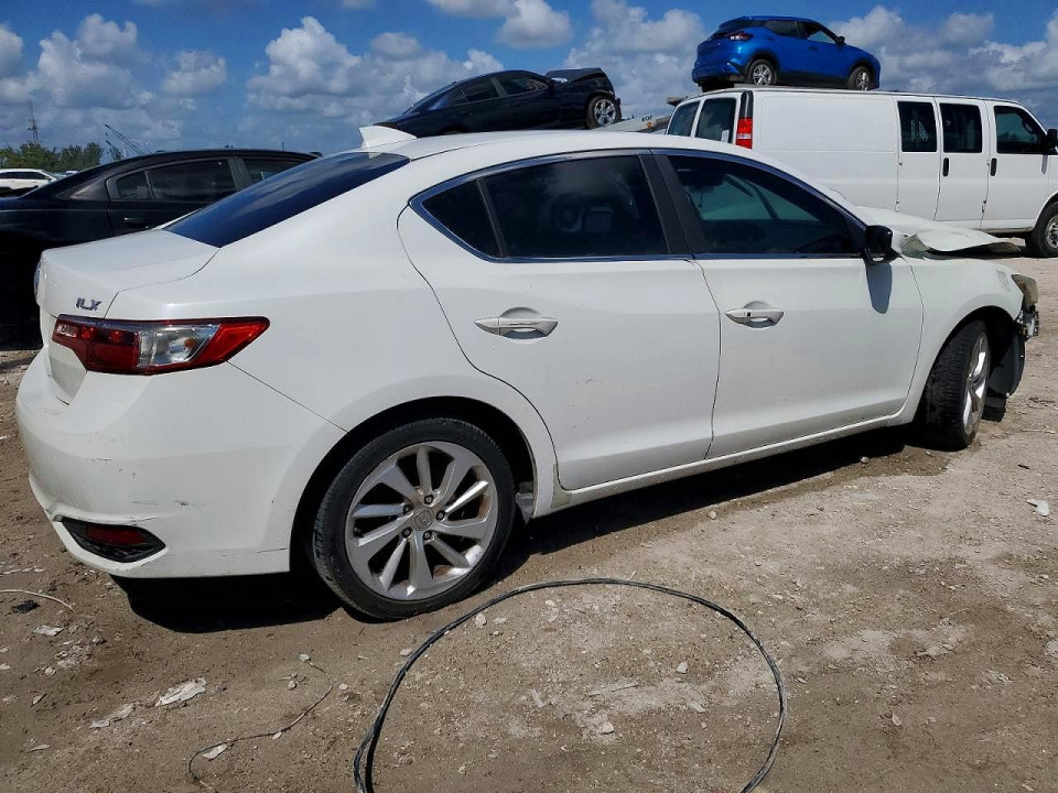 Acura ILX 2016 з аукціону Copart