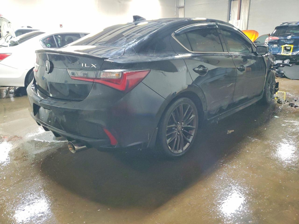 Acura ILX 2022 з аукціону Copart