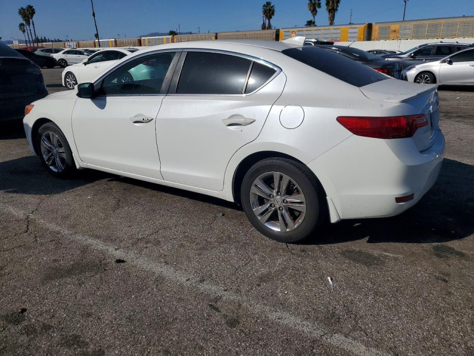 Acura ILX 2013 з аукціону Copart
