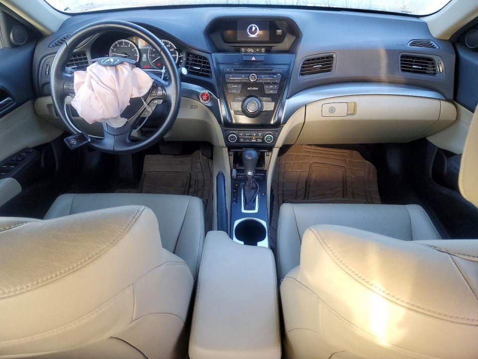 Acura ILX 2017 з аукціону Copart