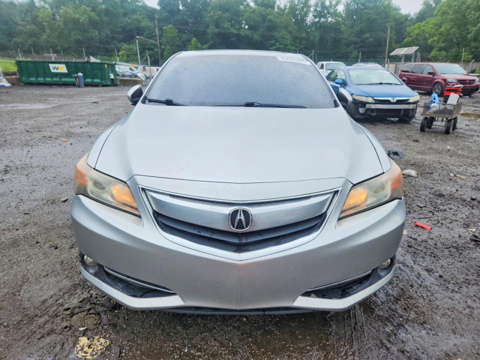 Acura ILX 2013 з аукціону Copart