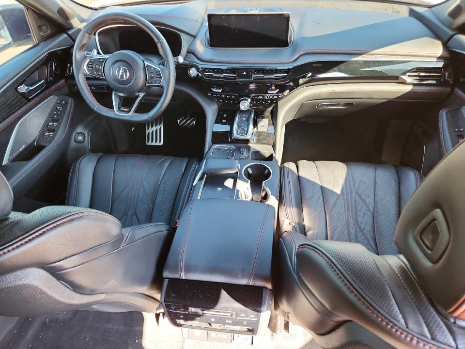 Acura MDX 2022 з аукціону Copart
