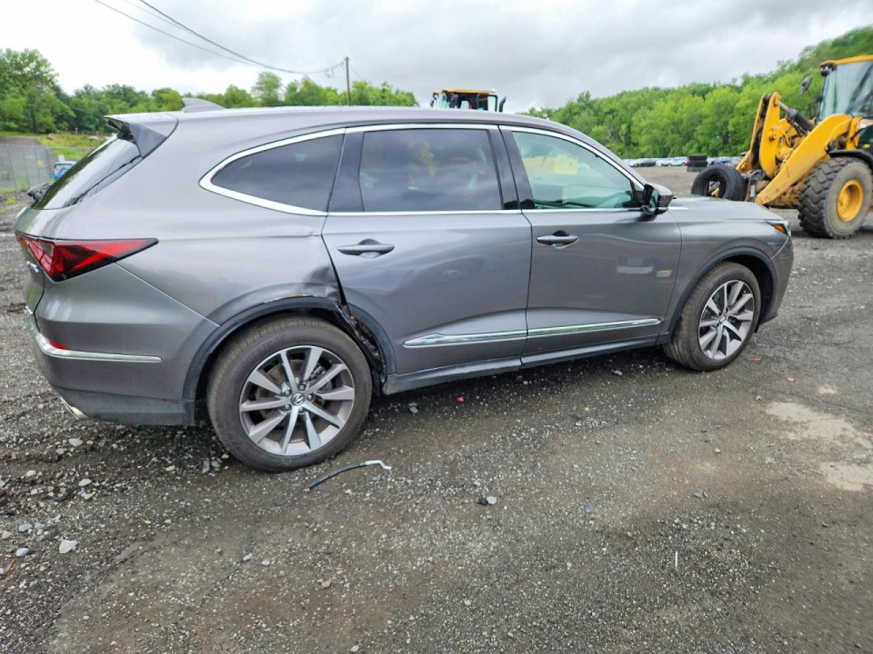 Acura MDX 2025 з аукціону Copart