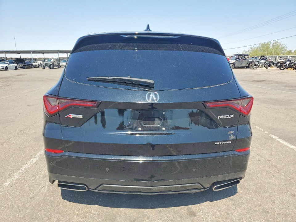 Acura MDX 2023 з аукціону Copart