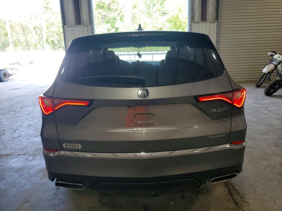 Acura MDX 2023 з аукціону Copart
