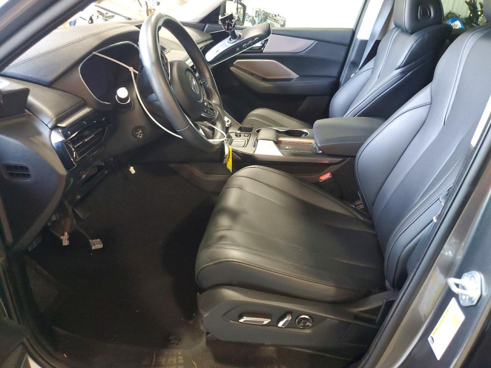 Acura MDX 2023 з аукціону Copart