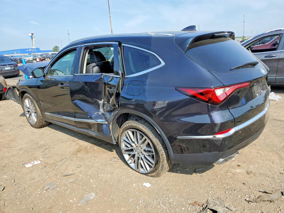 Acura MDX 2022 з аукціону Copart