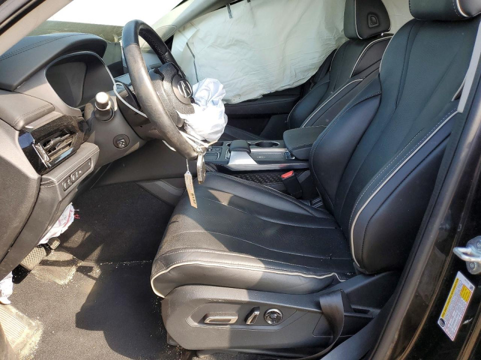 Acura MDX 2022 з аукціону Copart