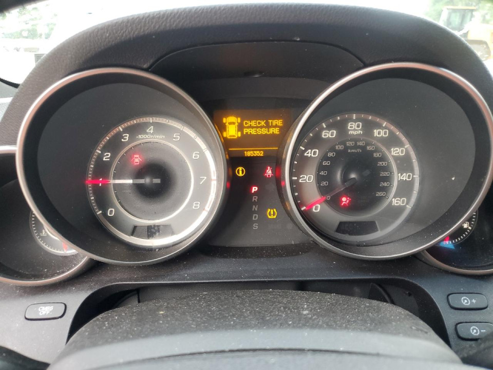 Acura MDX 2011 з аукціону Copart