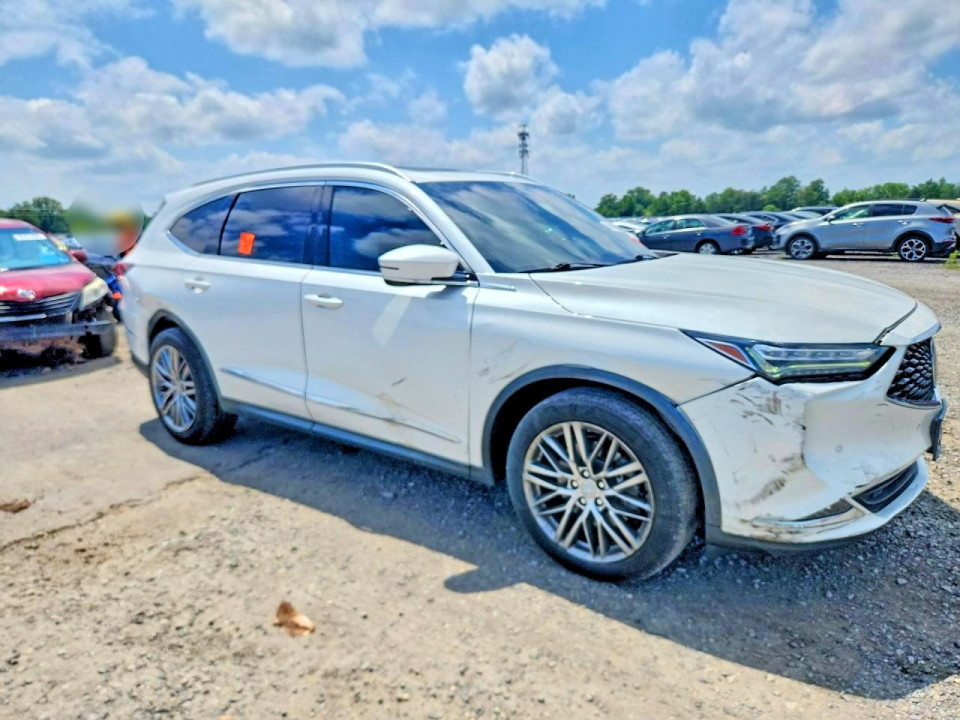 Acura MDX 2022 з аукціону Copart