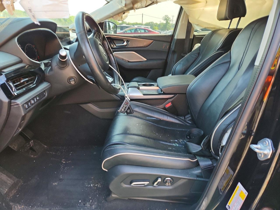 Acura MDX 2023 з аукціону Copart