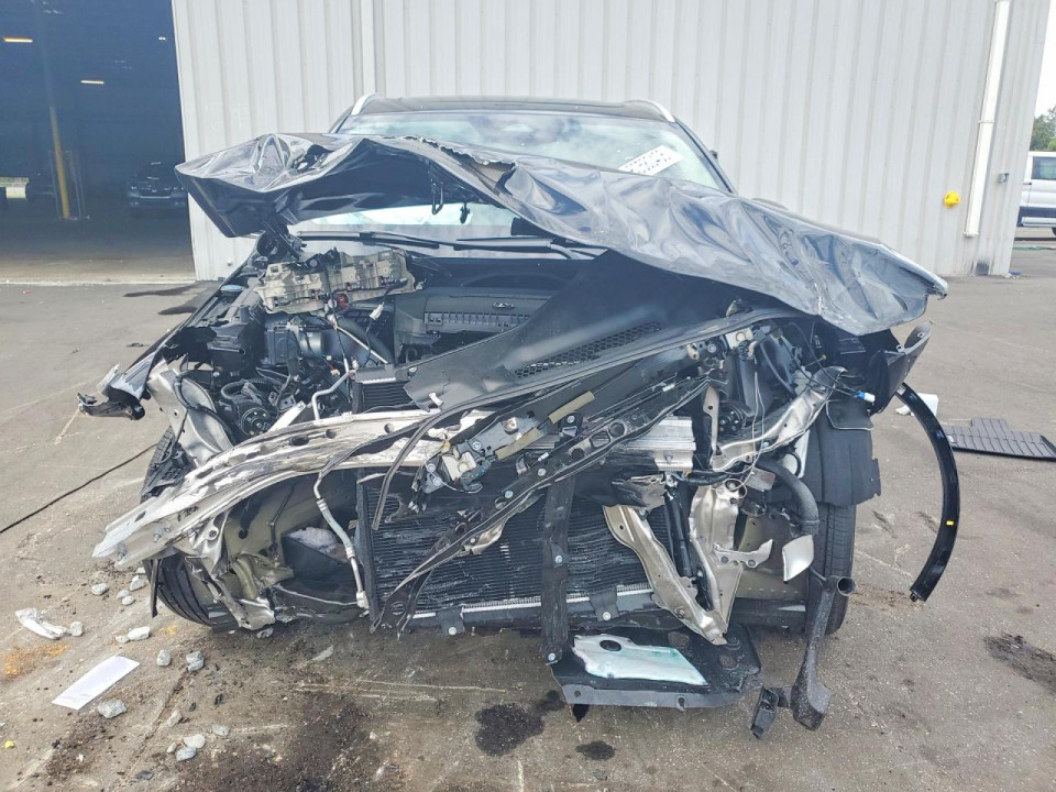 Acura MDX 2025 з аукціону Copart