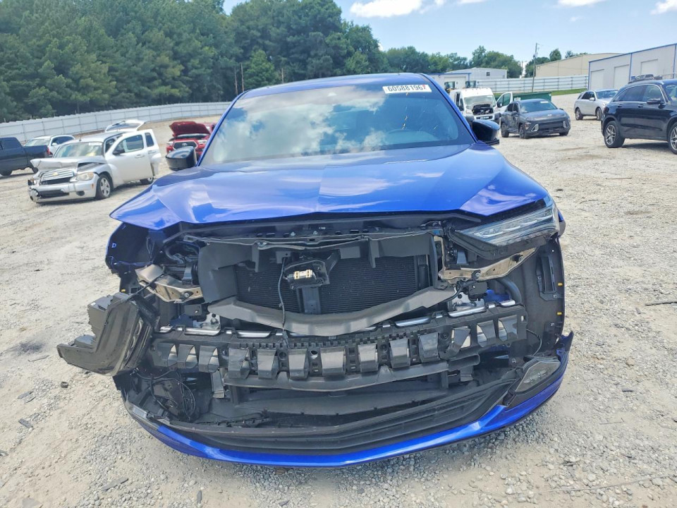 Acura MDX 2024 з аукціону Copart