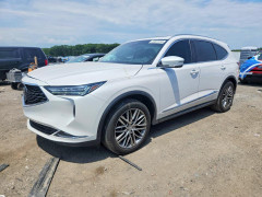 Acura MDX 2024 з аукціону Copart