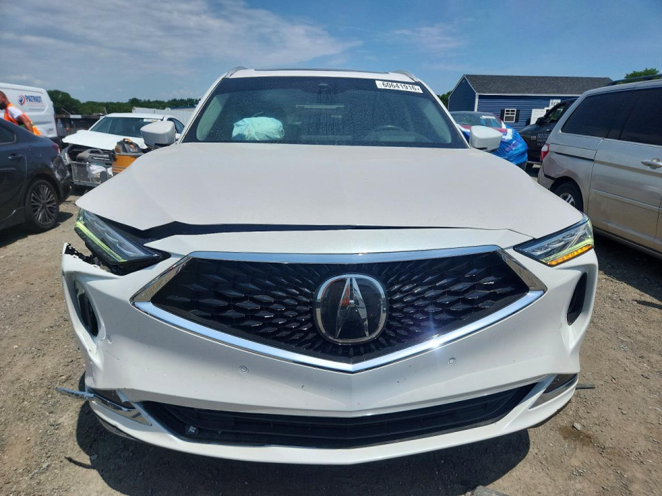 Acura MDX 2024 з аукціону Copart