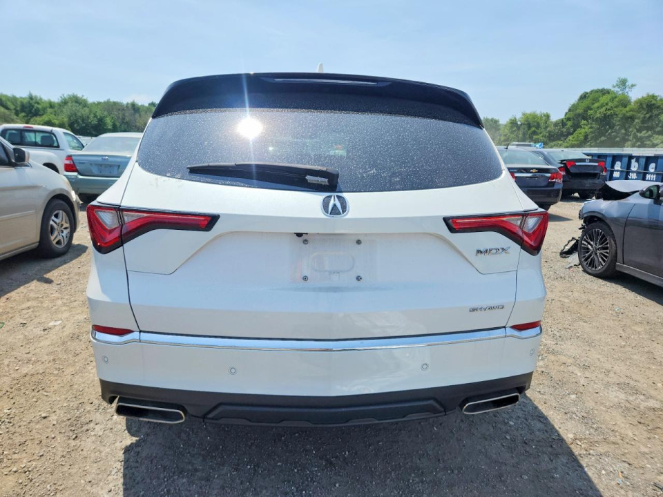 Acura MDX 2024 з аукціону Copart