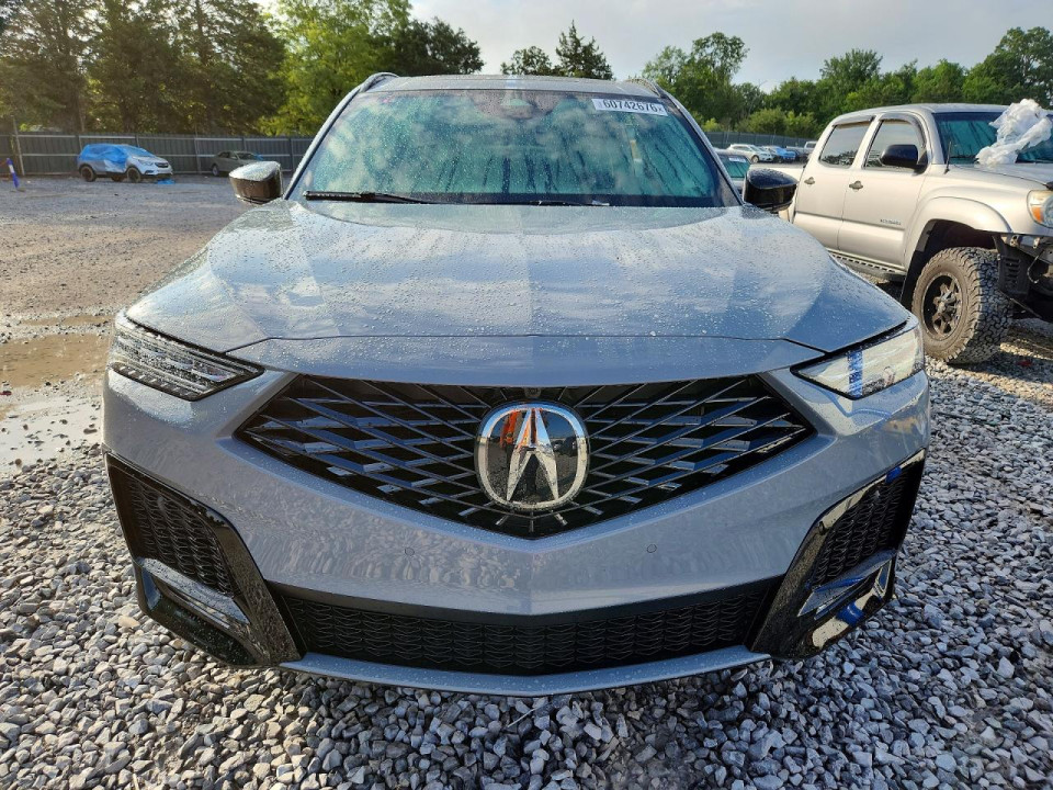 Acura MDX 2026 з аукціону Copart