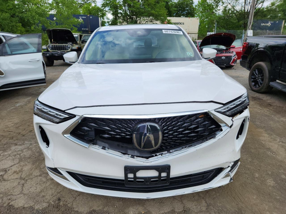 Acura MDX 2024 з аукціону Copart