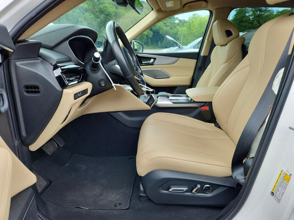 Acura MDX 2024 з аукціону Copart