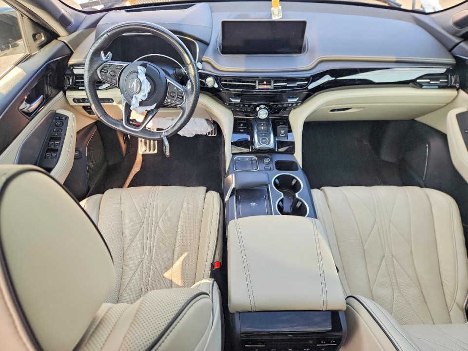 Acura MDX 2024 з аукціону Copart