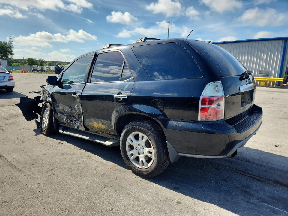 Acura MDX 2004 з аукціону Copart