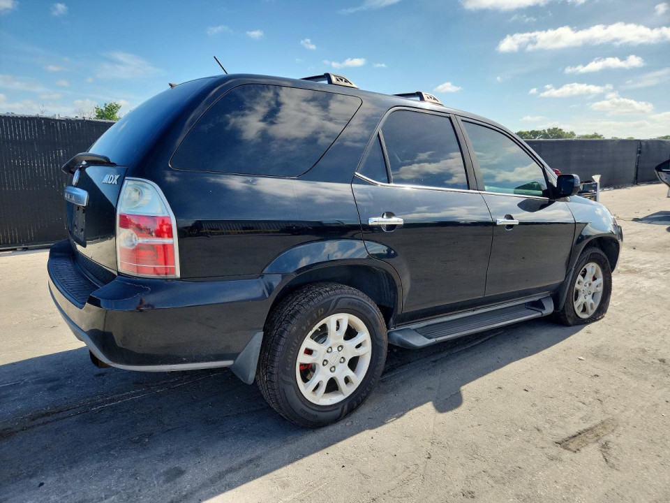 Acura MDX 2004 з аукціону Copart