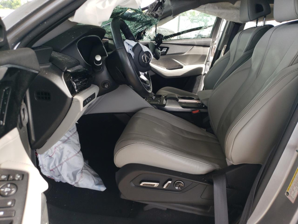 Acura MDX 2022 з аукціону Copart
