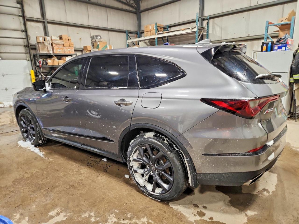 Acura MDX 2024 з аукціону Copart