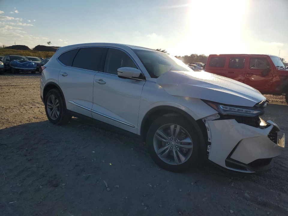 Acura MDX 2025 з аукціону Copart