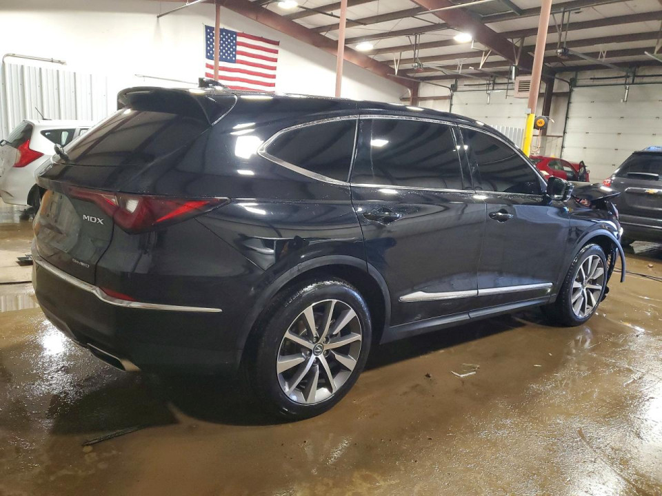 Acura MDX 2025 з аукціону Copart