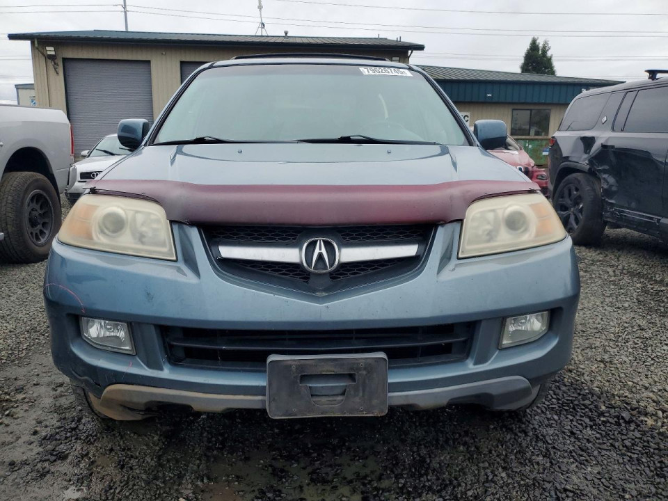 Acura MDX 2005 з аукціону Copart