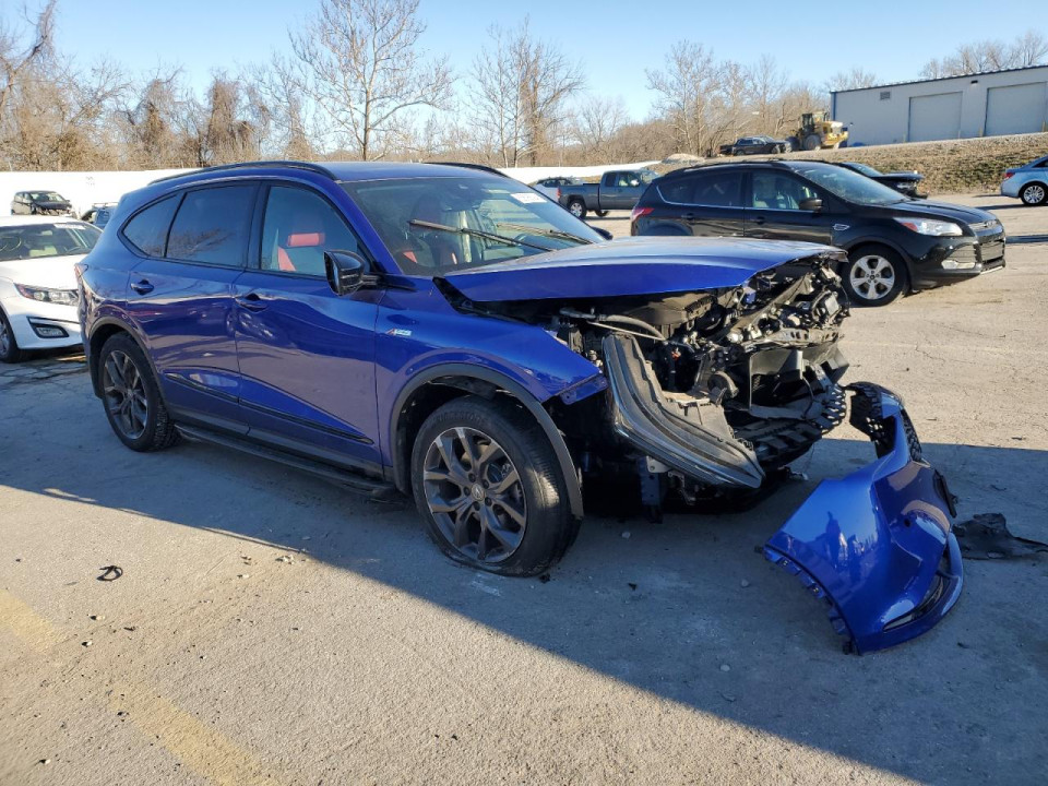 Acura MDX 2022 з аукціону Copart