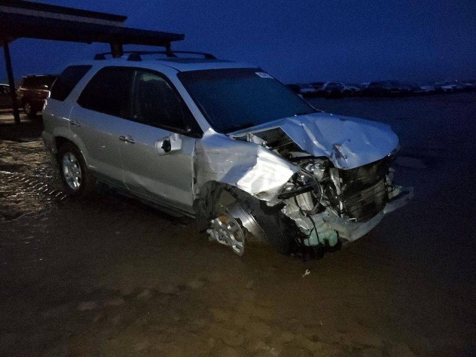 Acura MDX 2006 з аукціону Copart