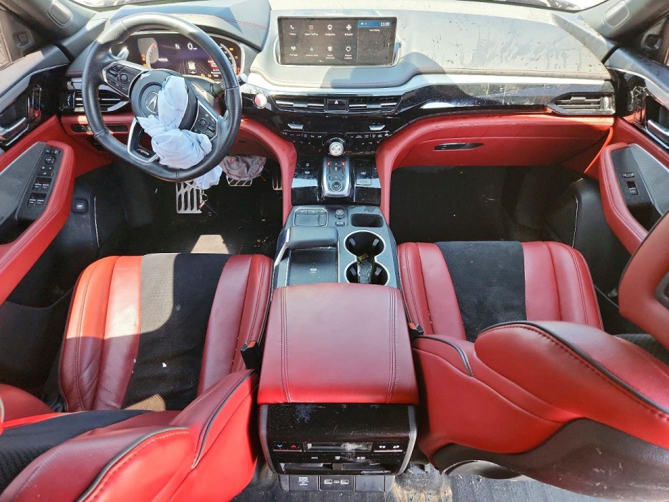 Acura MDX 2022 з аукціону Copart