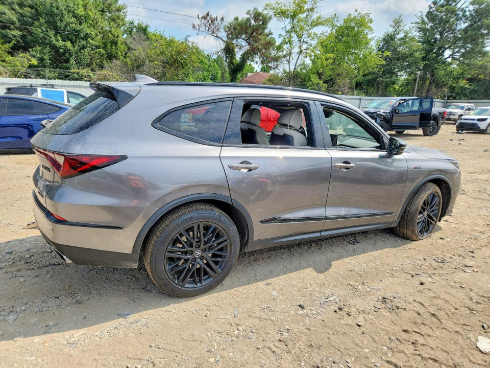 Acura MDX 2025 з аукціону Copart