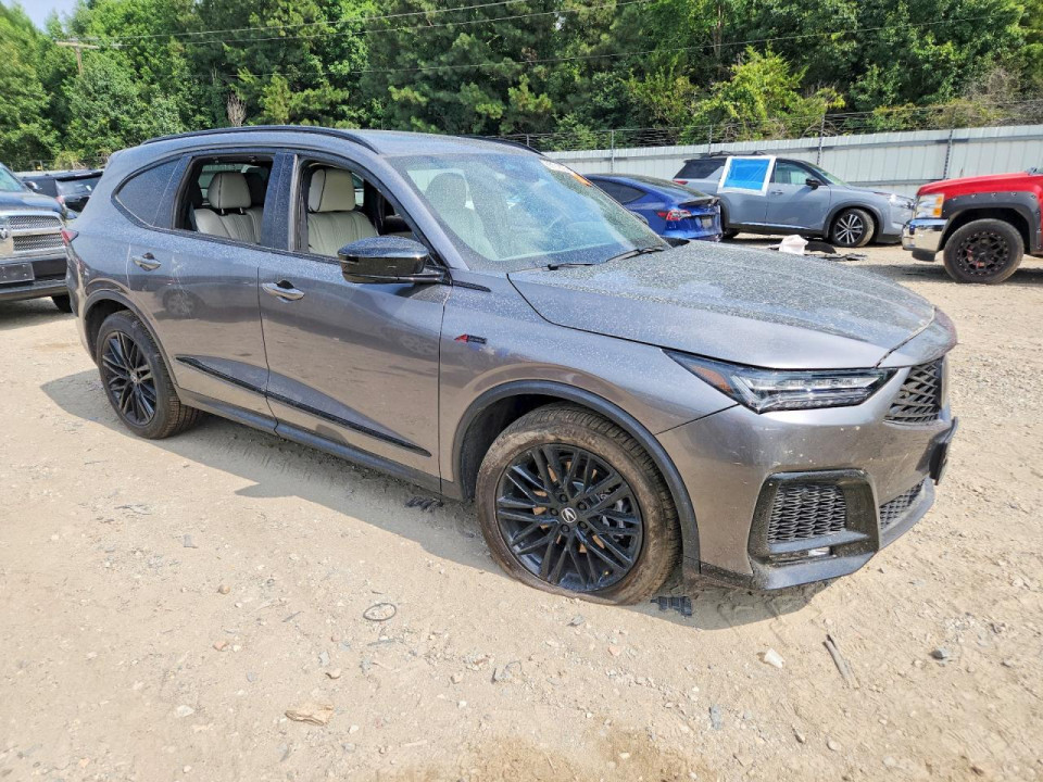 Acura MDX 2025 з аукціону Copart
