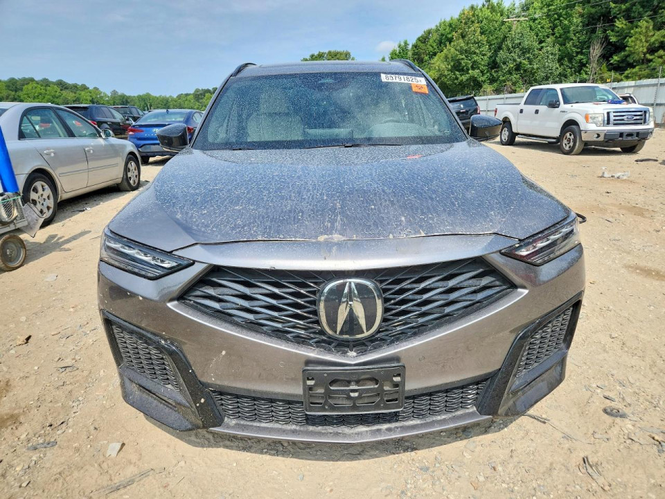 Acura MDX 2025 з аукціону Copart