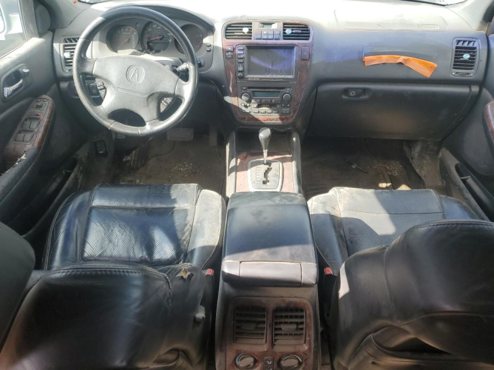 Acura MDX 2002 з аукціону Copart