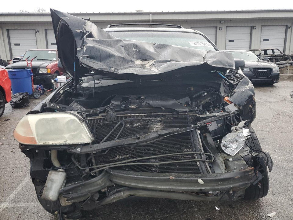 Acura MDX 2002 з аукціону Copart