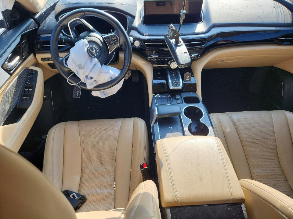 Acura MDX 2022 з аукціону Copart