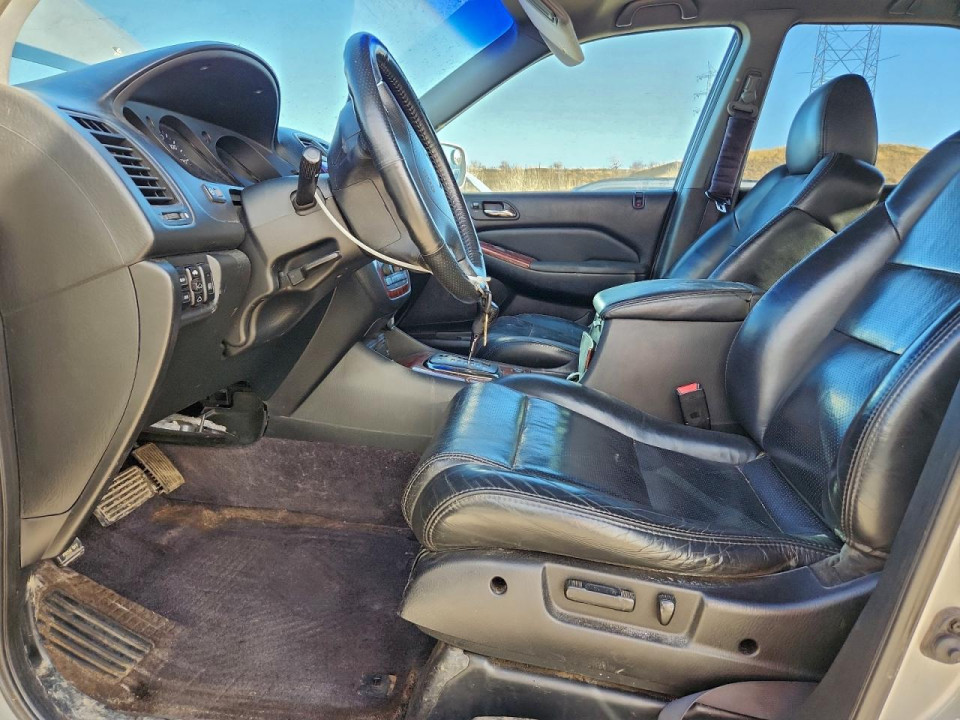 Acura MDX 2003 з аукціону Copart