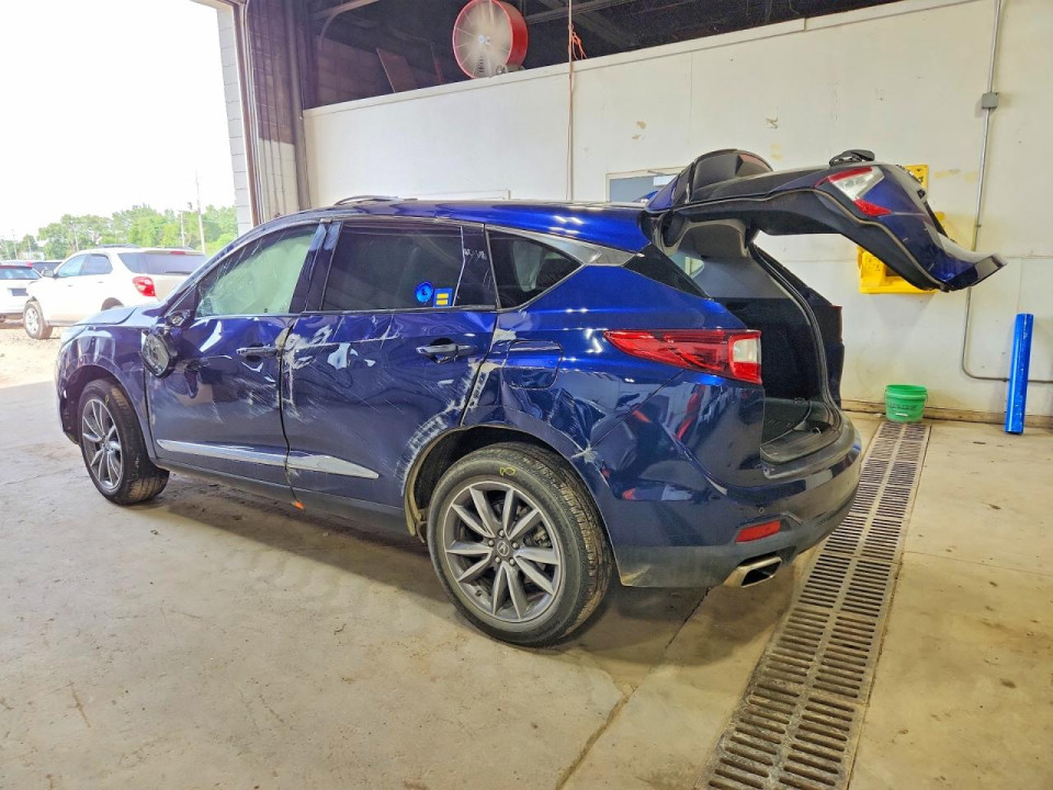 Acura RDX 2023 з аукціону Copart