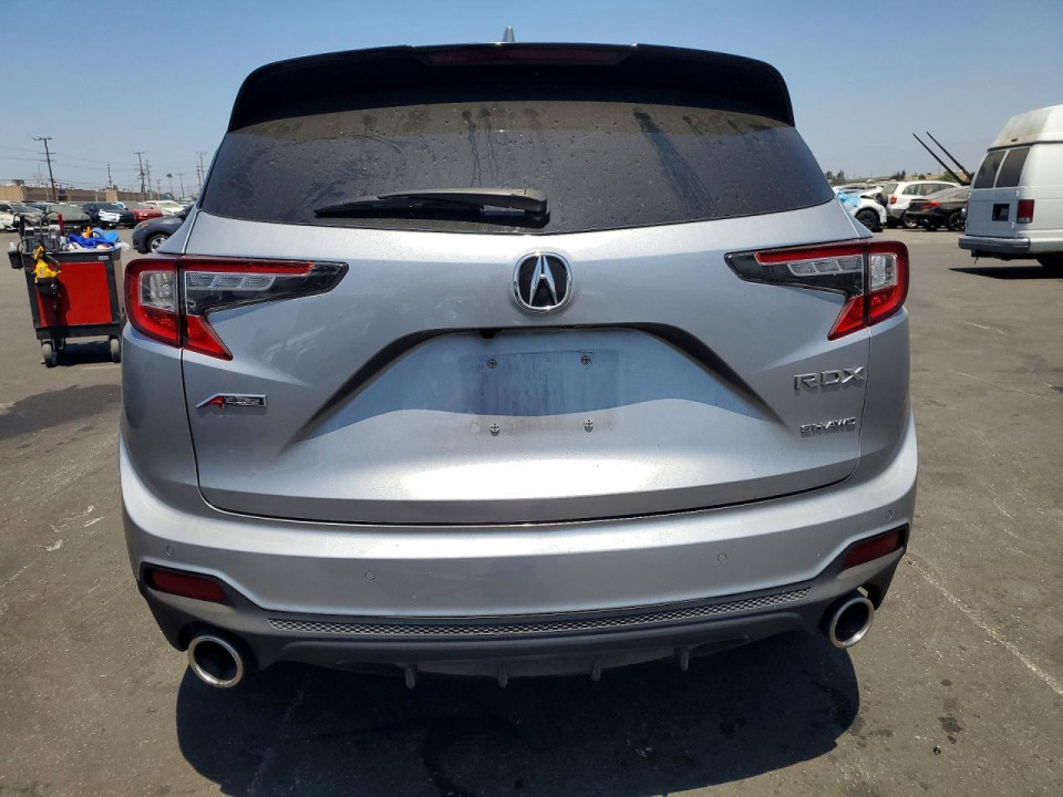 Acura RDX 2024 з аукціону Copart